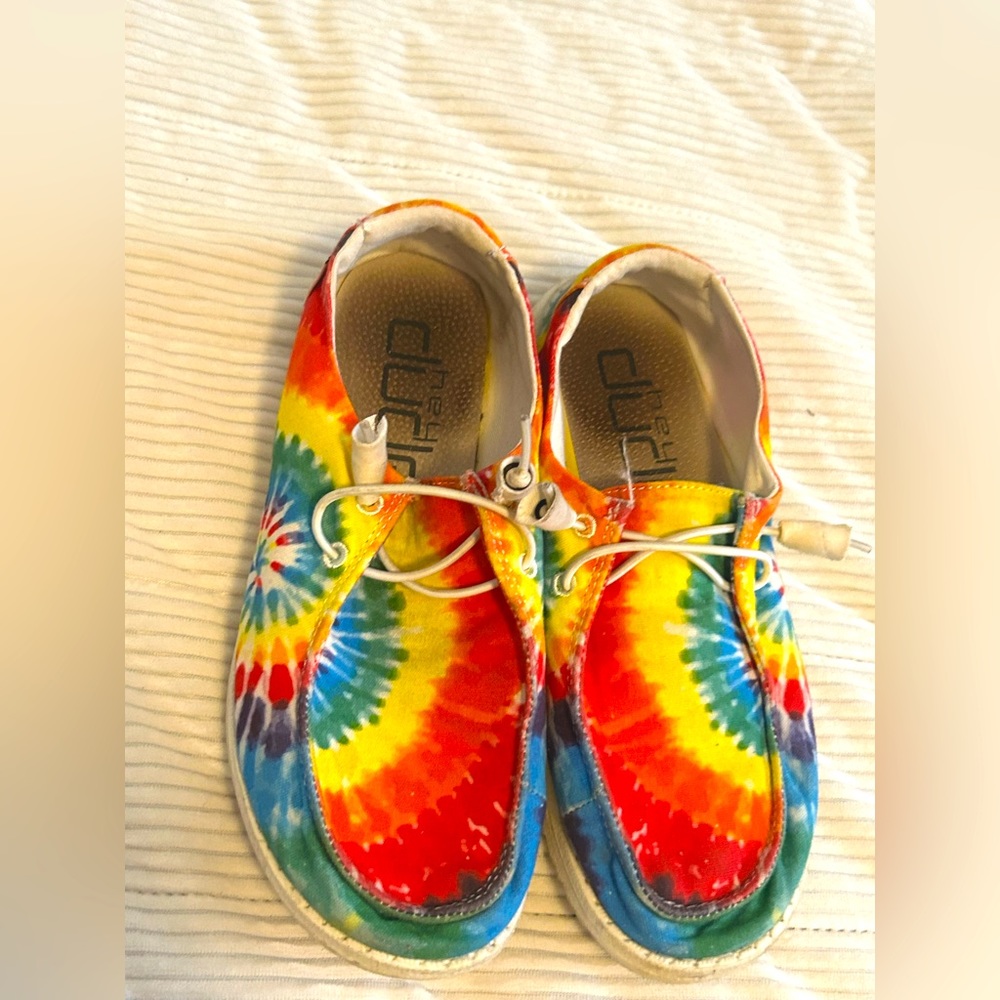 Tie dye hey dudes